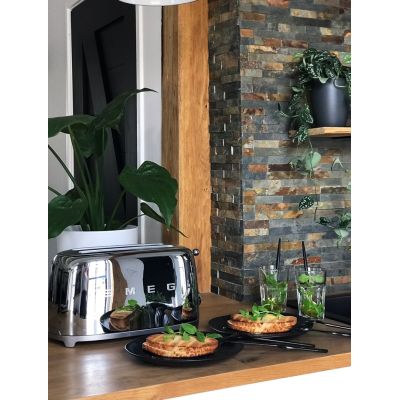 6. Smeg TSF02SSEU Toaster 4 Slices Chrome