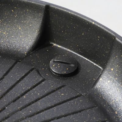 9. Grill grate and grill pan for a gas camping stove and grill