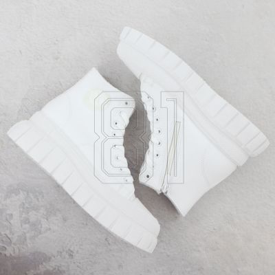 4. NEWS sneakers on the platform W 9152 EVE513