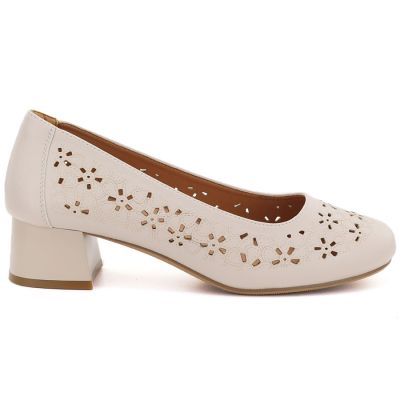 2. Women's openwork beige block heel pumps Sergio Leone SK180