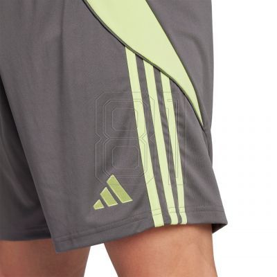 5. Shorts adidas Tiro 24 M JN1993
