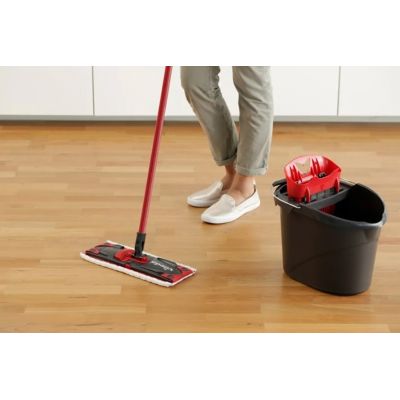 16. Vileda Ultramax BOX XL (mop + bucket)