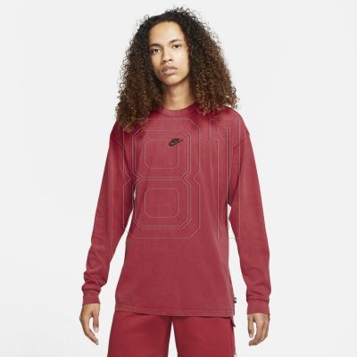 4. Nike Sportswear W DJ1582-690 T-shirt