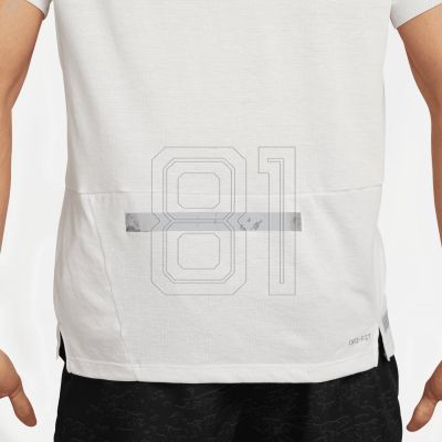 12. Nike Dri-FIT Run Division Rise 365 M DV9299-030