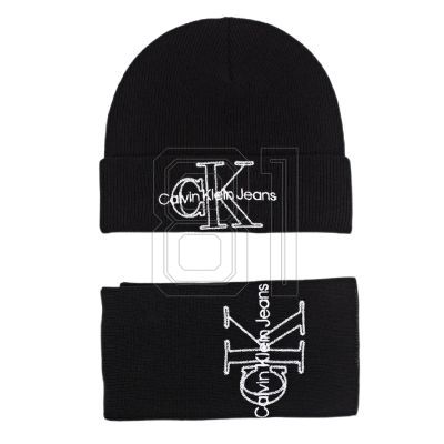 9. Hat + scarf Calvin Klein Jeans W K60K608858