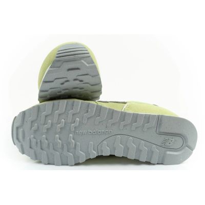 9. New Balance 373 women's sports shoes sneakers fashionable comfortable green
