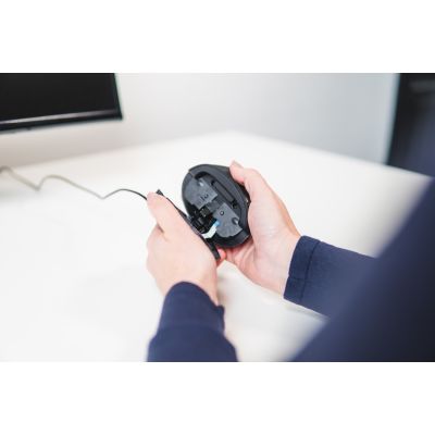 5. BakkerElkhuizen Oyster Mouse Wired Office Mouse Ambidextrous USB Type-A Laser 1200 DPI