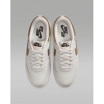 4. NIKE WMNS AIR JORDAN SKYLINE LOW LE women's shoes (IQ6586-100)