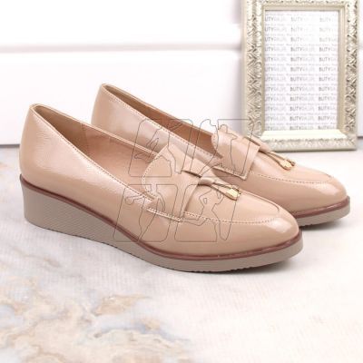 5. Vinceza W JAN263B wedge shoes, beige