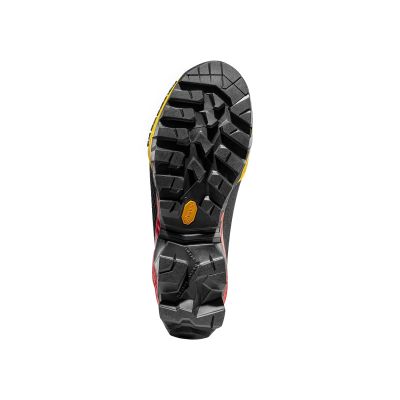 6. La Sportiva Aequilibrium LT GTX ZFMS096K00Y00 Black/Yellow