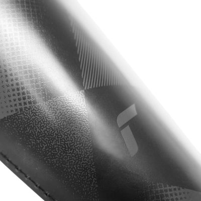 10. Reusch Shin Guard Compact Lite 5577047 7060 Soccer Shin Guards