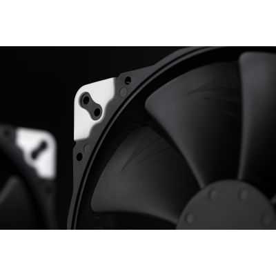 5. NOCTUA NF-A20 PWM fan chromax.black.swap