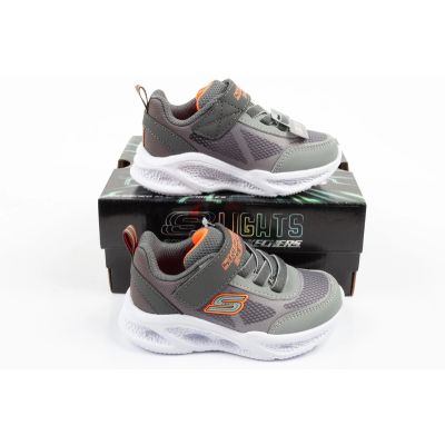 9. Skechers boys' sports shoes S Lights light comfortable LED