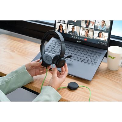 6. Acer Conference Headset with Microphone, USB Type-A, Black