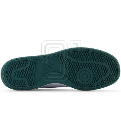 10. New Balance unisex shoes BB80UFG