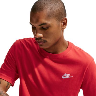 11. Nike Club Tee M AR4997 657
