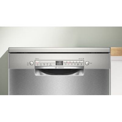 6. BOSCH SMS2HVI06E dishwasher