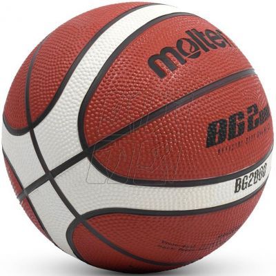 3. Molten Basketball B3G2000