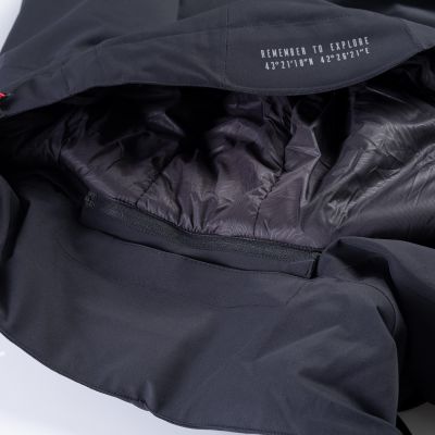 19. Elbrus Dilox M 92800621642 insulated jacket