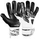 7. Reusch Attrakt Gold NC 55/70/155/1125 gloves