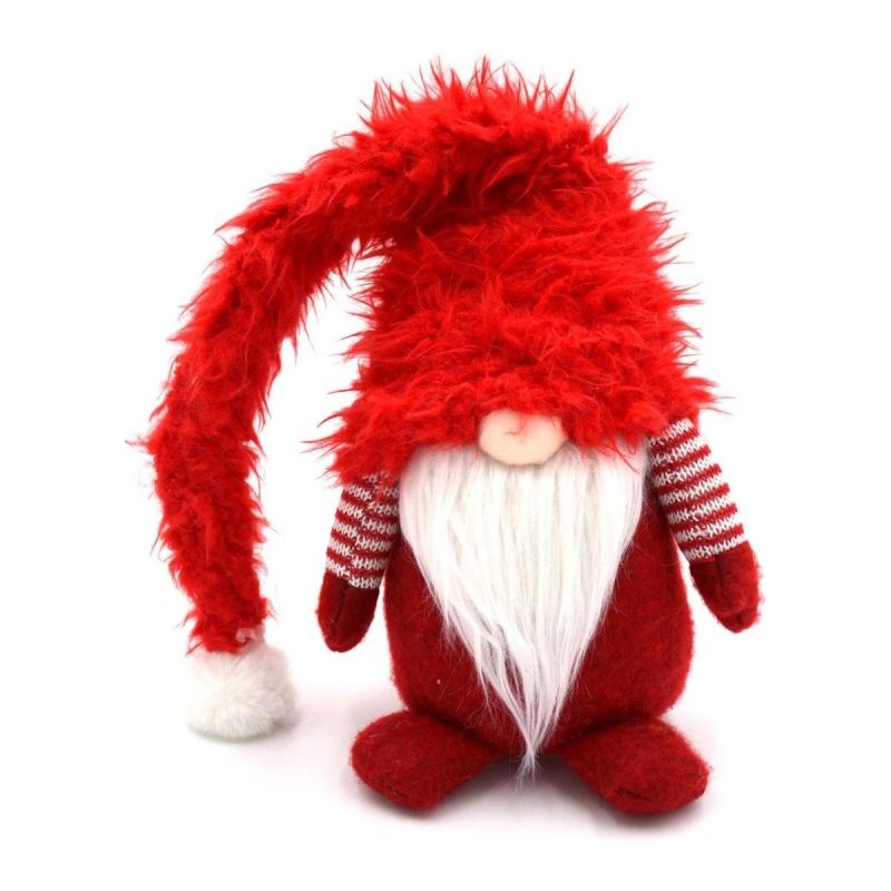 2. GNOME WITH FURRY HAT 64.5 CM