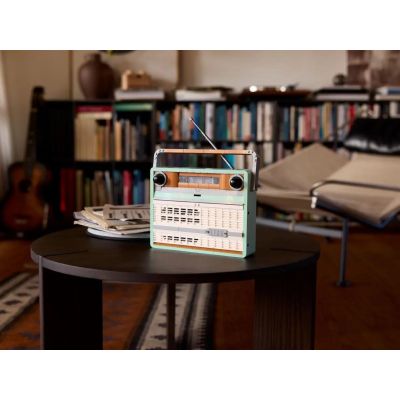 9. LEGO Icons 10334 - Retro Radio