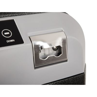 5. 42L BLOW compressor car travel refrigerator