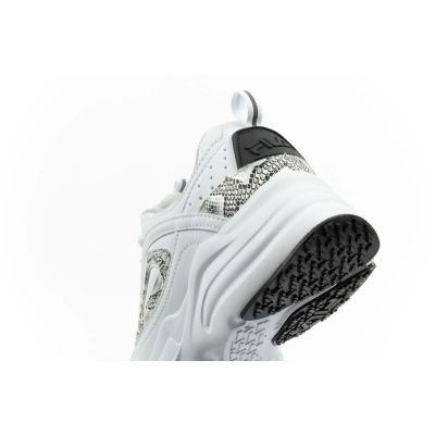 7. Fila women's sports shoes Skye ZP sneakers fashionable comfortable lightweight