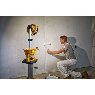 12. DeWalt DCL079-XJ Telescopic Tripod Lamp (3000 lm; Warm White)