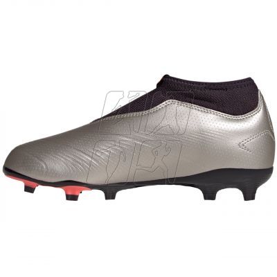 5. Adidas Predator League LL FG Jr IF6357 football boots