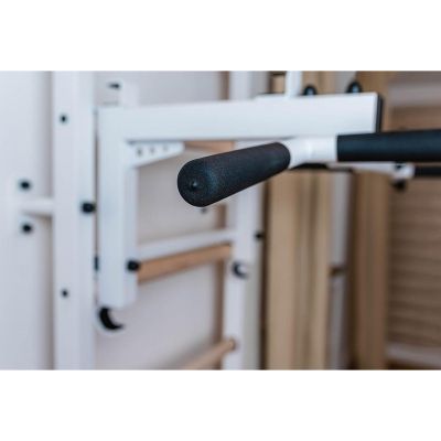 33. GYMNASTIC LADDER ADJUSTABLE BAR AND HANDLE BENCHK 732W