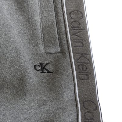 3. Calvin Klein Fleece Logo Tape Jogger Grey Heather Sweatpants - LZ04LE291G-P7E