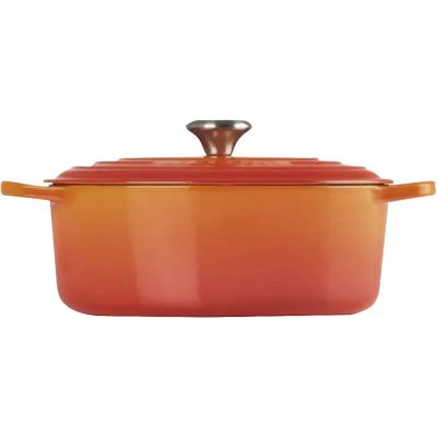 3. Le Creuset Signature Roaster Oven Oval 35cm Red