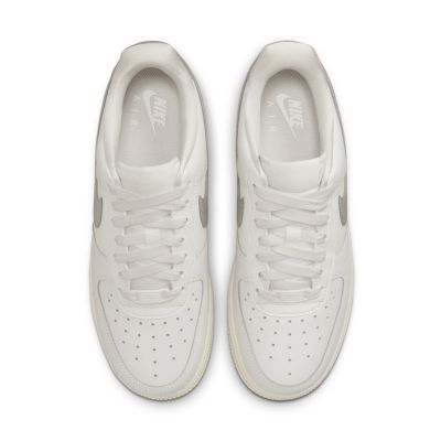 3. Nike Air Force 1 '07 W DQ7569-100