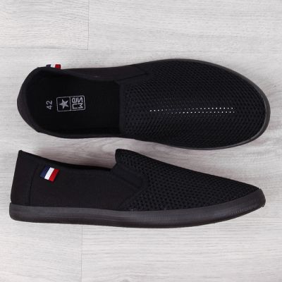 3. Men's black openwork slip-on sneakers NEWS