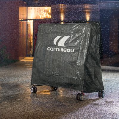 40. CORNILLEAU FAMILY PACK OUTDOOR