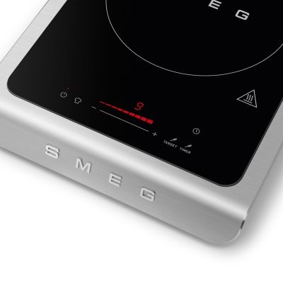 5. SMEG PIC01BLMEU portable induction hob