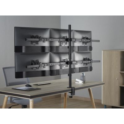 10. Equip 17"-32" Articulating Monitor Mount