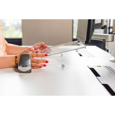 8. BakkerElkhuizen Q-doc 515 board with document clip Acrylic, Plastic, Steel Transparent