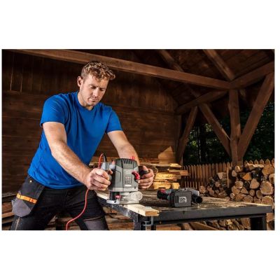 5. 1300W router, 6-12 mm chuck