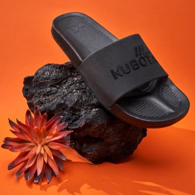 9. Basic plain black pool flip-flops KUBKBB-SS24-02-23