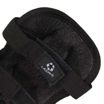 6. Jr 37171BK protector set size M