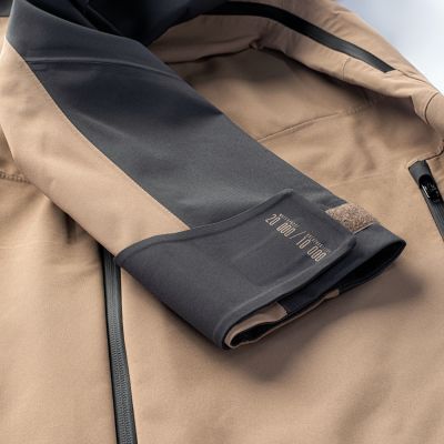15. Magnum Hardshell Jacket M 92800439105