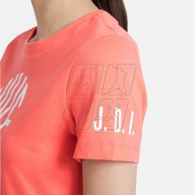 4. Nike Sportswear W DJ1816 814 T-shirt
