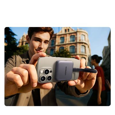 9. Ugreen Magnetic Memory Card Reader + 100W PD 3in1 Charger - Gray