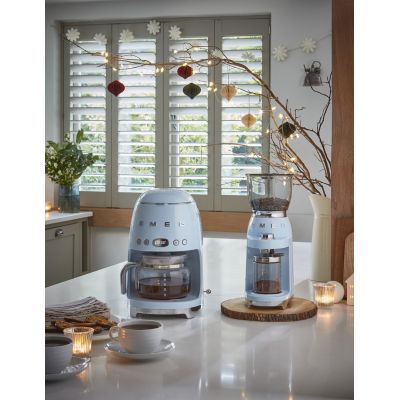 5. SMEG coffee machine model DCF02PBEU pastel blue