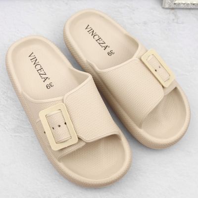 8. Vinceza W JAN308 beige buckle flip-flops