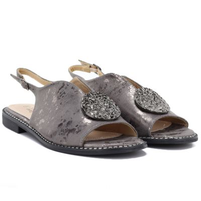 4. Women's flat sandals with pewter decoration S.Barski 61-6035