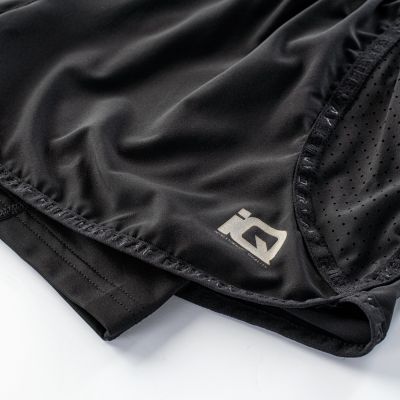 9. IQ Cross The Line Viera W Shorts 92800398077