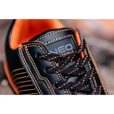 6. NEO tools 82-103 safety shoes